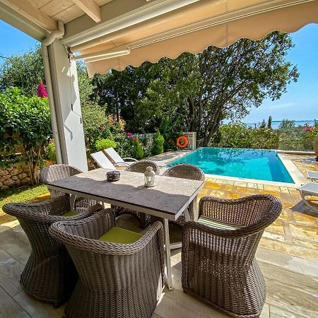 La Riviera Barbati Seaside Apartments & Villas エクステリア 写真