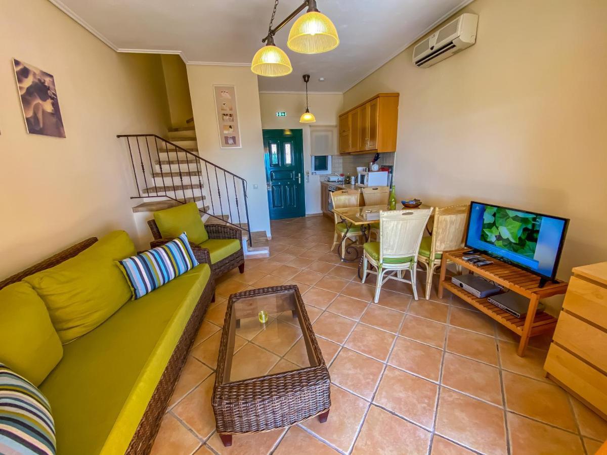 La Riviera Barbati Seaside Apartments & Villas エクステリア 写真