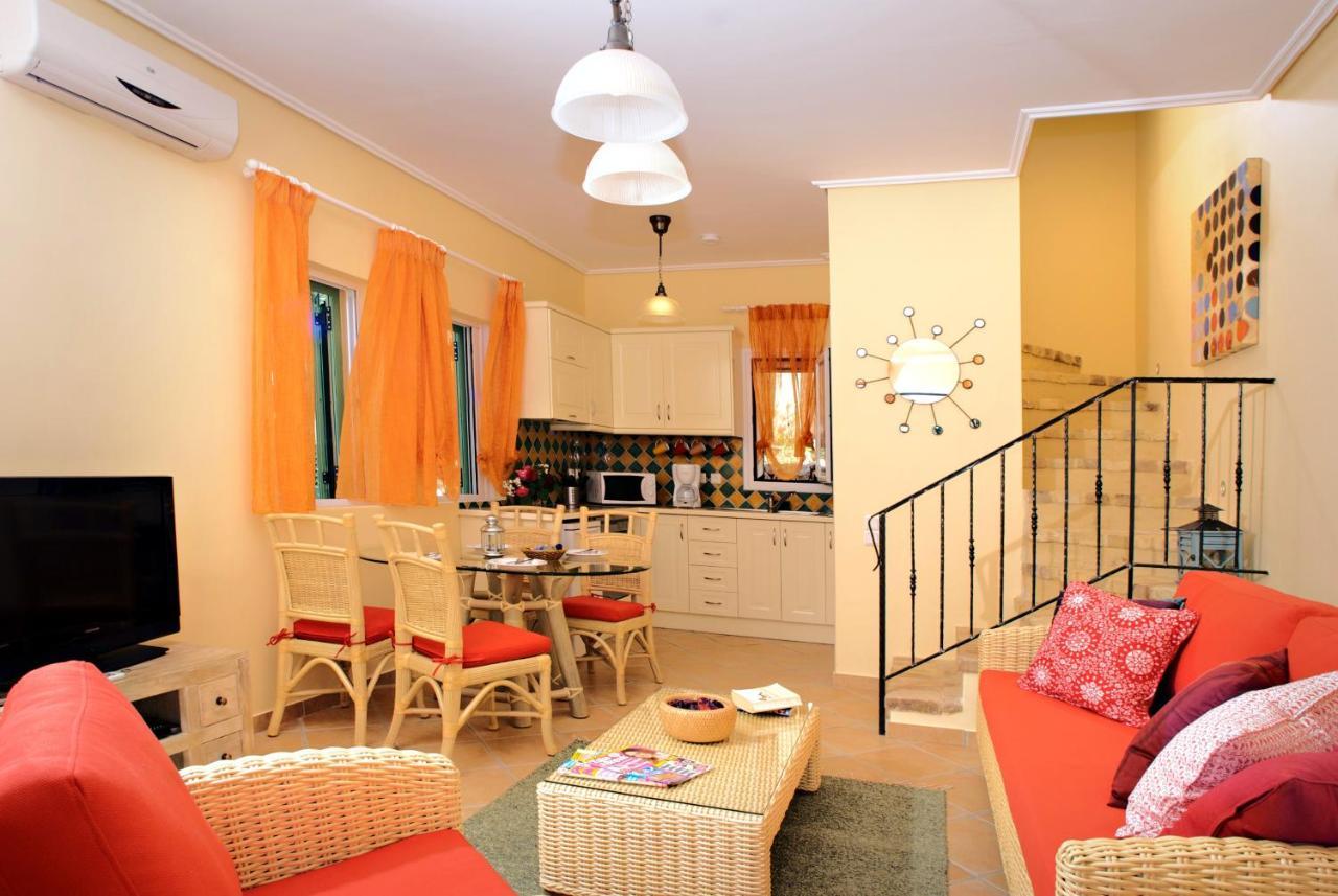 La Riviera Barbati Seaside Apartments & Villas エクステリア 写真