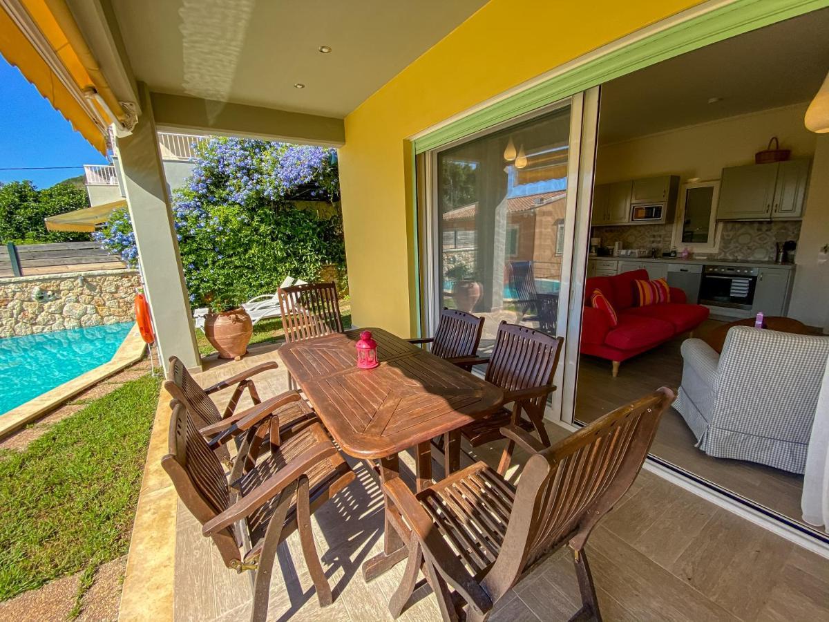 La Riviera Barbati Seaside Apartments & Villas エクステリア 写真
