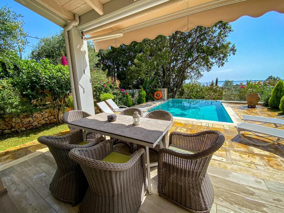 La Riviera Barbati Seaside Apartments & Villas エクステリア 写真
